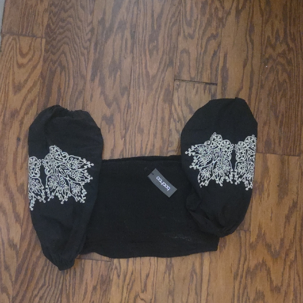 Boohoo Black Top with White Details